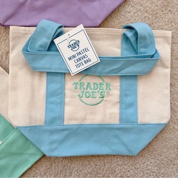 Trader Joe’s mini tote bag - Picture 5 of 6